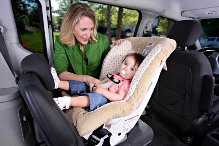 Chọn mua ghế ngồi ô tô an toàn cho trẻ em 7